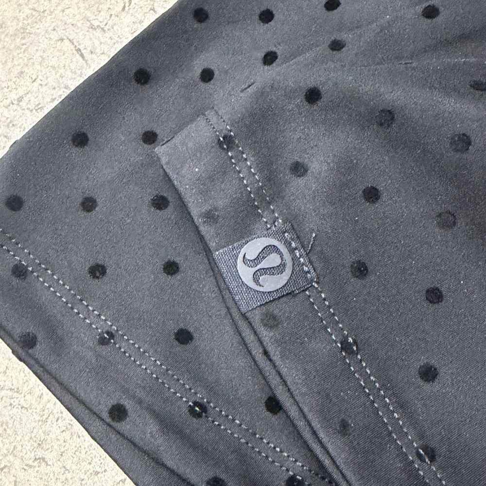 Lululemon Limited Edition Define Polka Dot Set (Size 6) - Picture 4 of 4